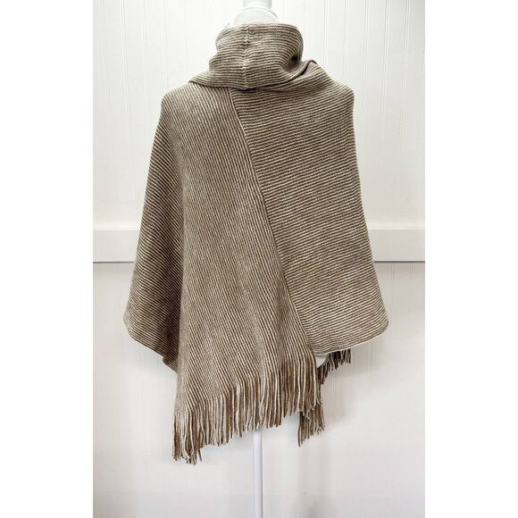 Chicos Cowl Neck Poncho OS Beige/Tan Metallic Striped Knit Sweater Fringe NEW - Picture 3 of 8